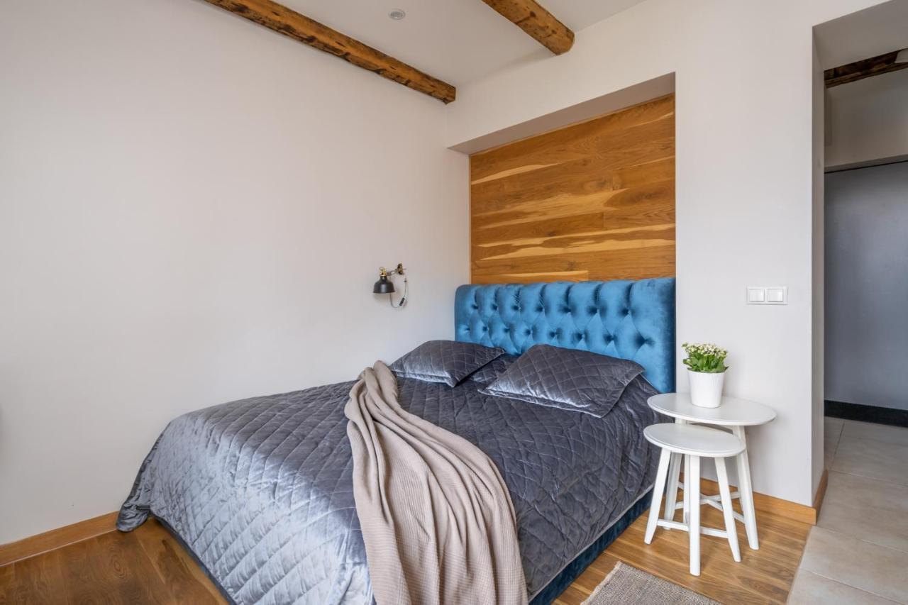 Trendy Top-Floor Stay In Heart Of Riga, Near Bars & Culture Bagian luar foto