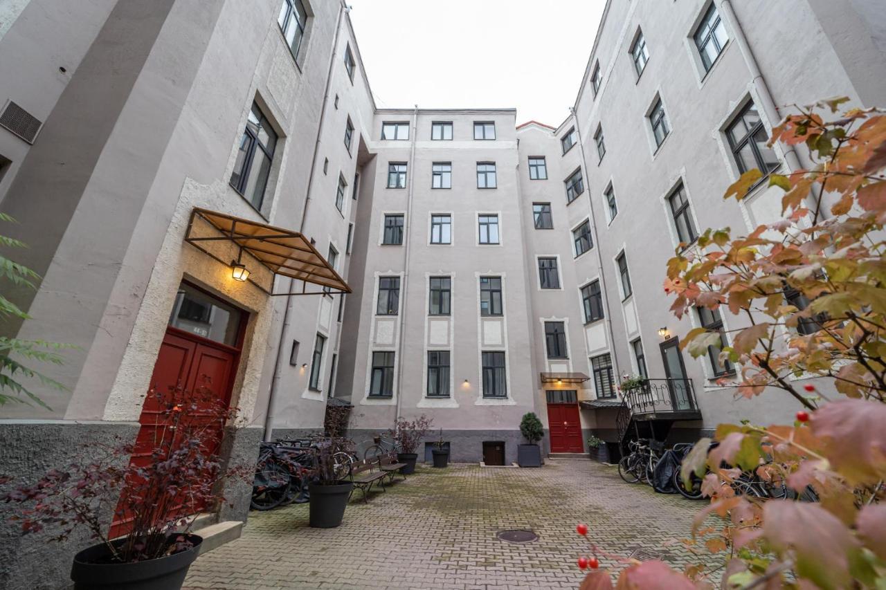 Trendy Top-Floor Stay In Heart Of Riga, Near Bars & Culture Bagian luar foto