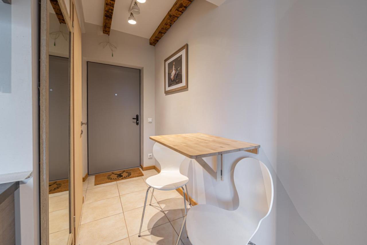 Trendy Top-Floor Stay In Heart Of Riga, Near Bars & Culture Bagian luar foto