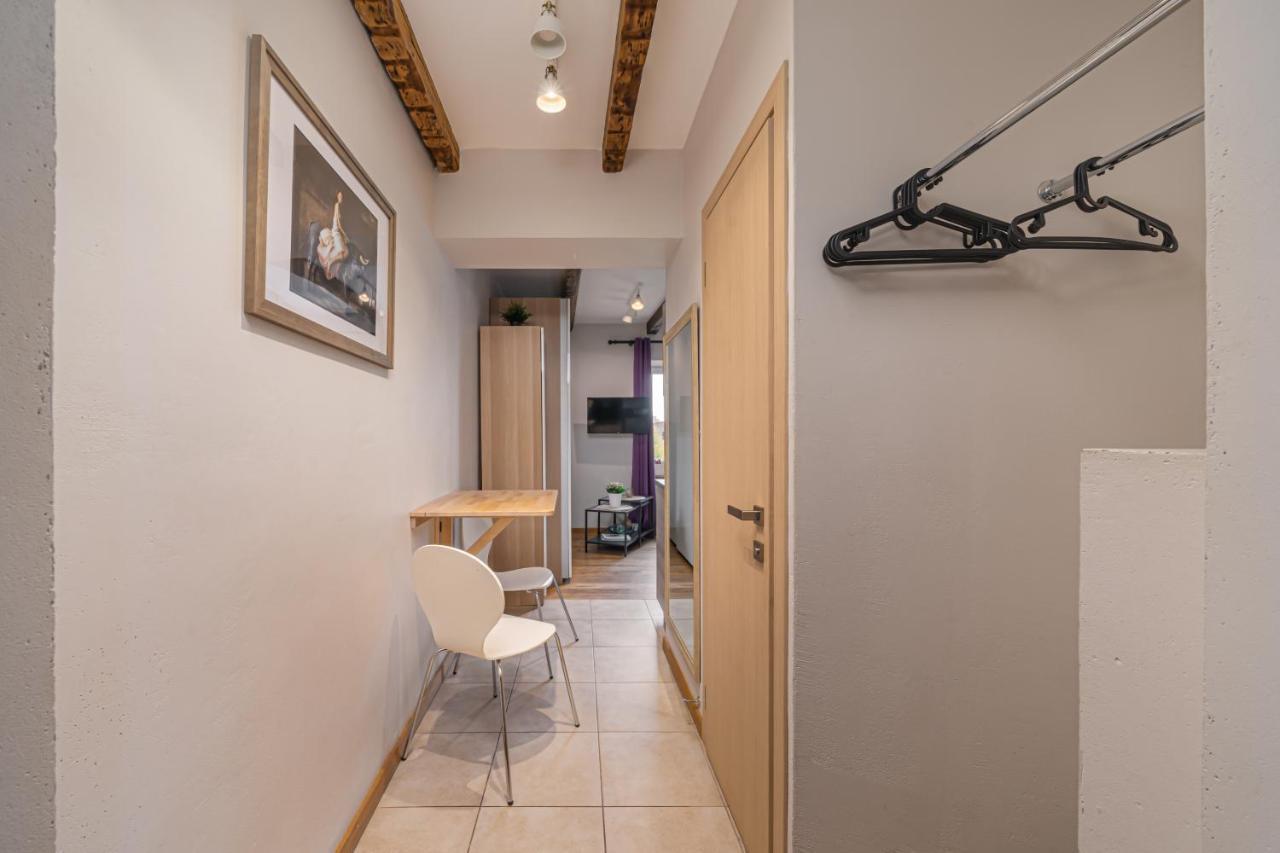 Trendy Top-Floor Stay In Heart Of Riga, Near Bars & Culture Bagian luar foto